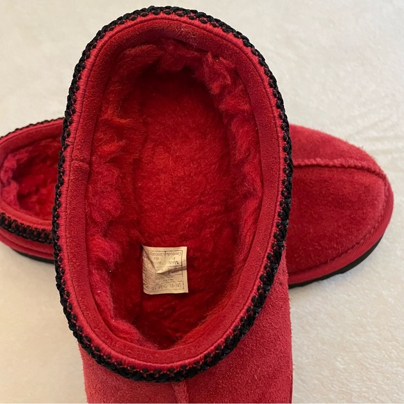 Uggs - size 5 kids (7 Womans) - Picture 15 of 15